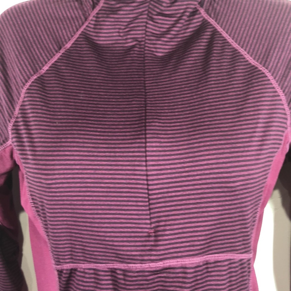 Avalanche Stripe Pullover Size Small - image 3